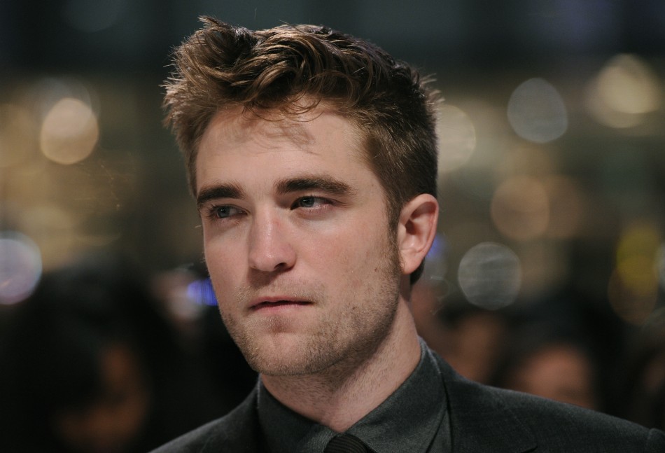 Robert Pattinson Goes on a Night Out With Michelle Rodriguez