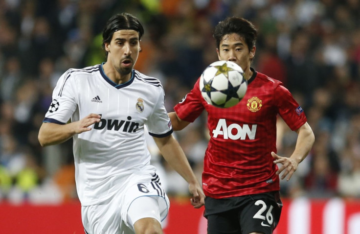 Sami Khedira (L)