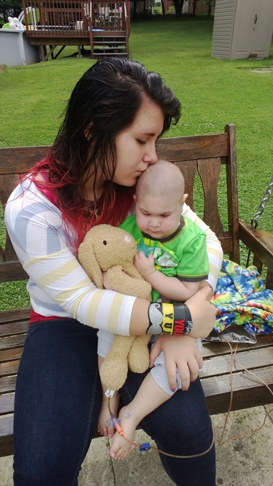 Logan is survived by his parents, a 13-year-old elder sister and a one-year-old younger sister. (Photo: Christine Swidorsky/Facebook) Logan is survived by his parents, a 13-year-old elder sister and a one-year-old younger sister. (Photo: Christine Swidorsky/Facebook)
