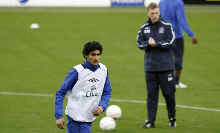 Marouane Fellaini (L) and David Moyes