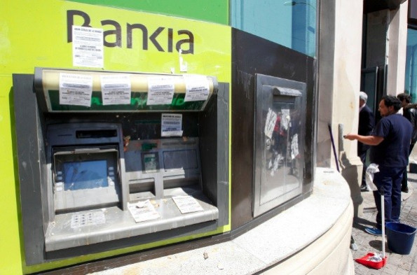 Spain has seen a 4.9% drop in bank branches in 2012 (Photo: Reuters) Spain has seen a 4.9% drop in bank branches in 2012 (Photo: Reuters)