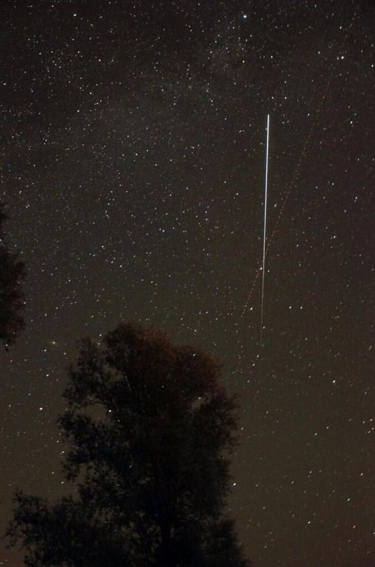 Another fantastic photograph of the Perseid meteor shower during its peak. (Photo: Laura Marie/Twitter)