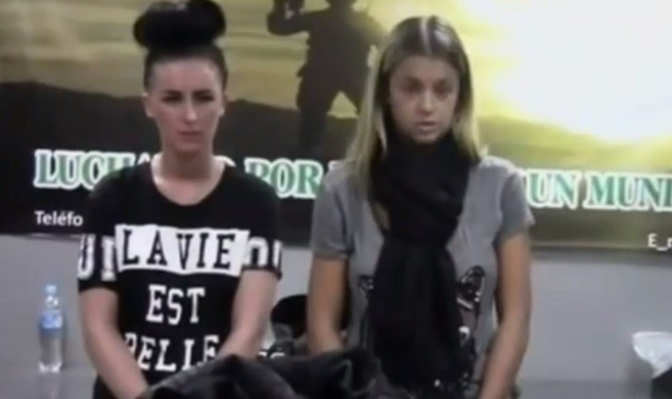 Michaella McCollum Connolly (L) and Melissa Reid deny knowingly carrying drugs (National Police of Peru)