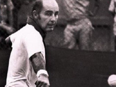 Bob Hewitt won a total of including 15 Grand Slams in his career (Photo: bettor.com) Bob Hewitt won a total of including 15 Grand Slams in his career (Photo: bettor.com)