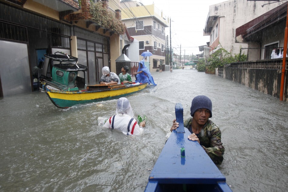 Philippine Superstorm Manila Submerged as Tropical Storm Trami