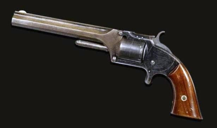 The gunslinger’s revolver has a 6-inch barrel and varnished rosewood grips (www.outdoorchannel.com)