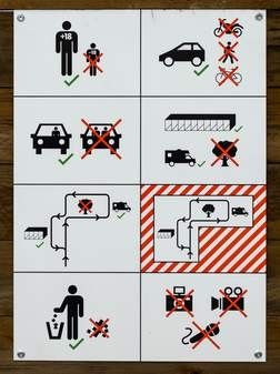 Sex box Signs explain rules, but not very clearly