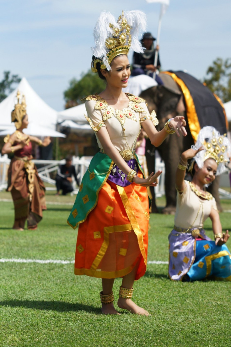 The opening ceremony for King's Cup Elephant Polo 2013 Tournament in Hua Hin, Thailand, was a colourful event. (Photo: www.anantaraelephantpolo.com)