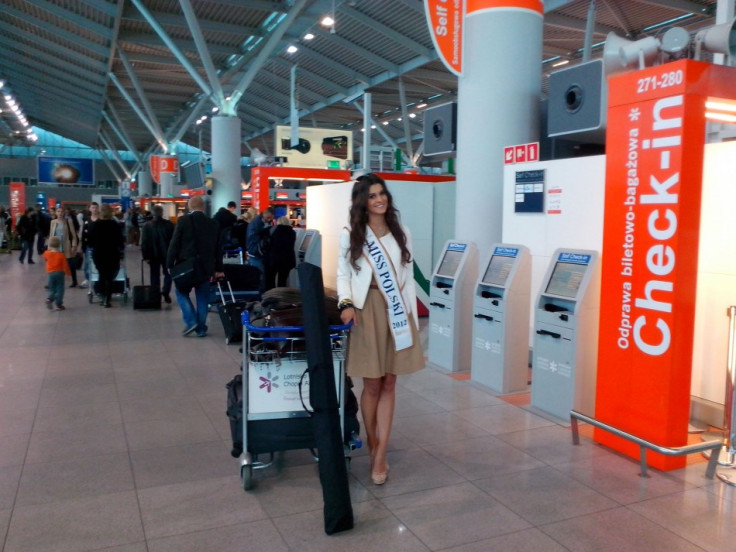 Miss Poland 2013, Katarzyna Krezeszowska, leaves her home country to compete for coveted Miss World 2013 title in Indonesia. (Photo: Miss World/Facebook)