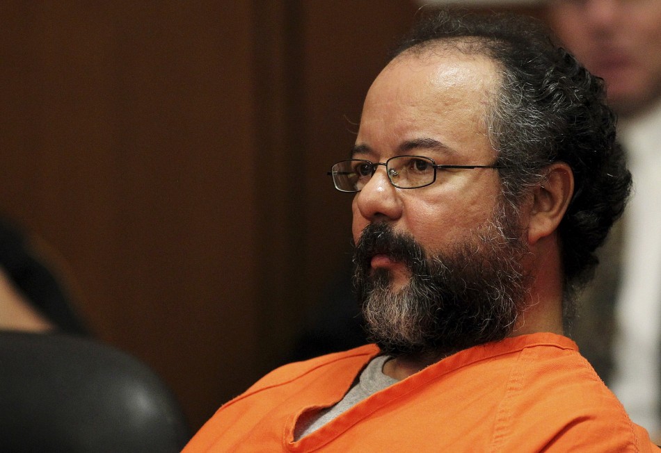 Amanda Berry Kidnapper Ariel Castro Dead In Prison Cell [VIDEO]