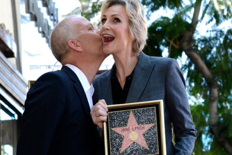 Jane Lynch has been honoured with the 2,505th star on the Hollywood Walk of Fame in Los Angeles.