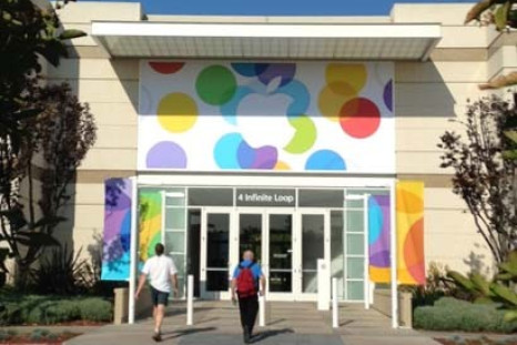 Apple Prepares for iPhone 5S/5C Launch