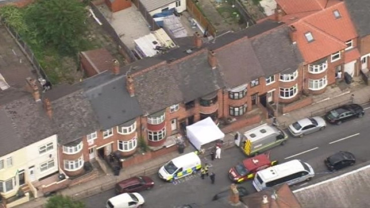 Dr Muhammad Taufiq pays tribute to his wife and children who died in a house fire in Leicester. (worldnewsviews.com)