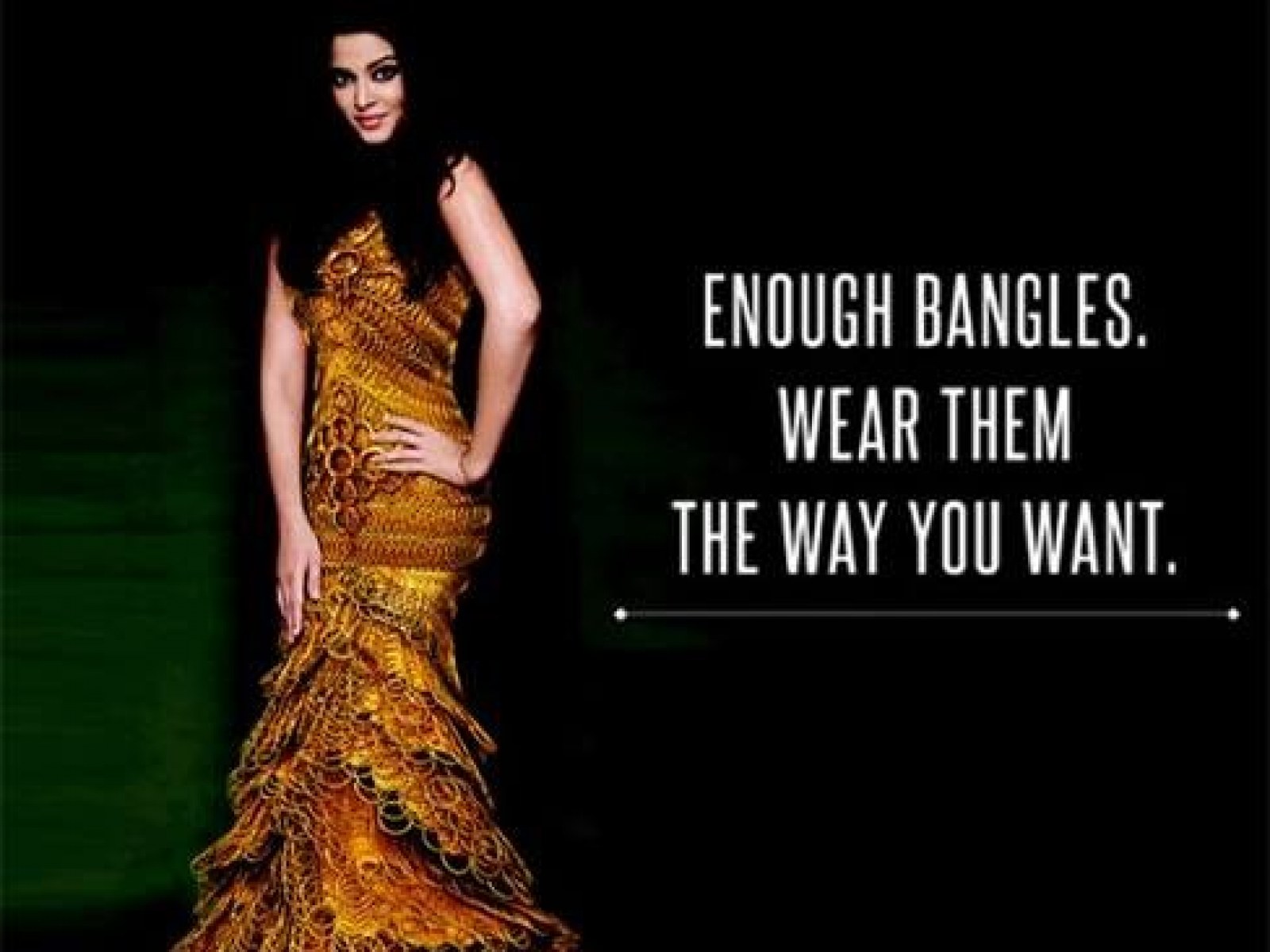 aishwarya rai in golden dress Aishwarya Rai is a real life goddess whenever she wears a dress in a golden colour sheet that looks fabulous. Aishwarya Rai is frequently referred to as a "Golden Goddess" due to