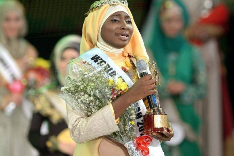 Obabiyi Aishah Ajibola of Nigeria gets emotional after winning the World Muslimah 2013 pageant, a beauty contest exclusively for Muslim women. (Photo: WorldMuslimahFoundation/Facebook)