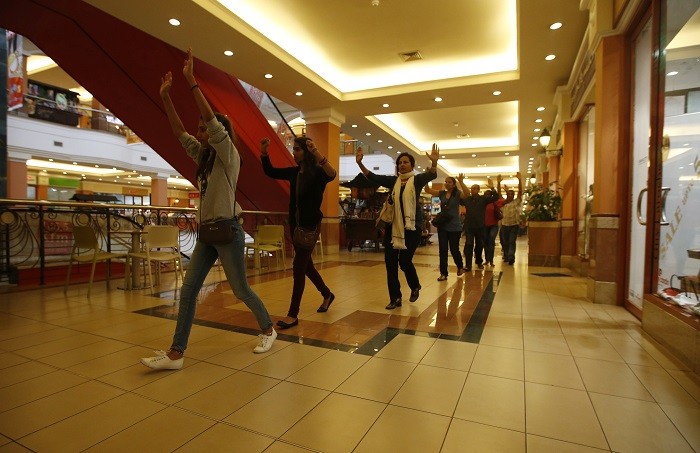 Shoppers and workers led to safety at Westgate shopping mall, Nairobi