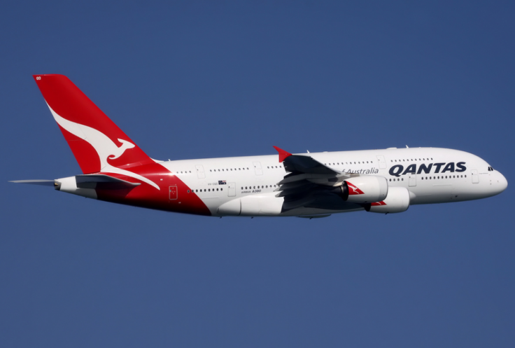 An Airbus A380-800 departure from Changi Airport in 2011