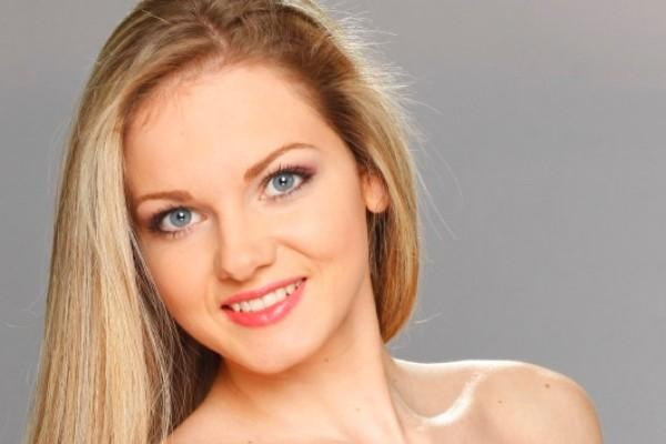 Miss World 2013: Miss Bulgaria Wins People's Choice Poll (MissWorld.com)