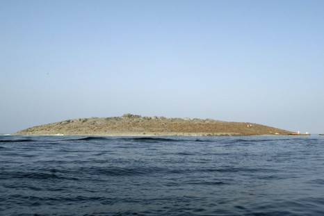 Pakistan earthquake creates an island