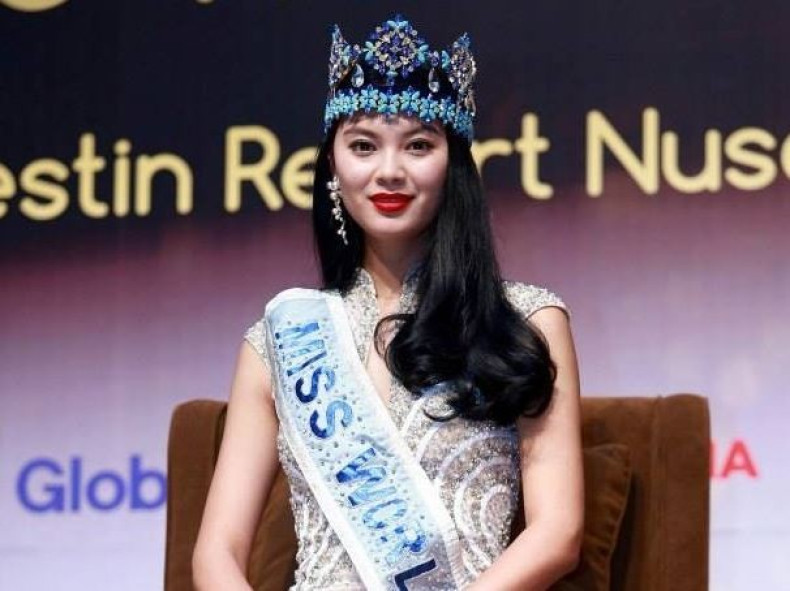 The Miss World 2012 title was awarded to Yu Wenxia on August 18, marking the second time that Miss China had been crowned the honor. The last time China won the Miss World competition was in 2007 when Zhang Zilin took the pageant.
