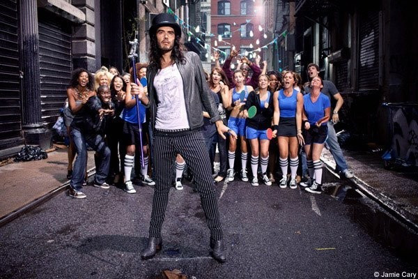 End of Jemima Khan, Russell Brand Romance, Brand States He is Single (Facebook/RussellBrand)