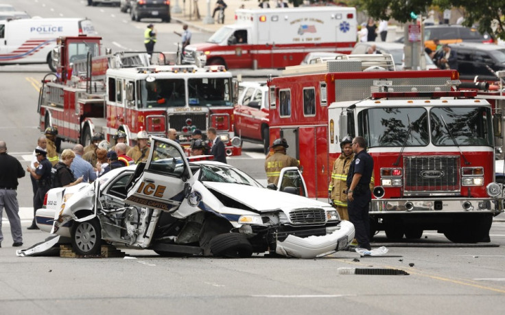 Wrecked police car in Washington police chase PIC: Reuters