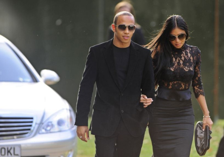 Nicole Scherzinger says she an Emotional Wreck atfer Break up/Reuters