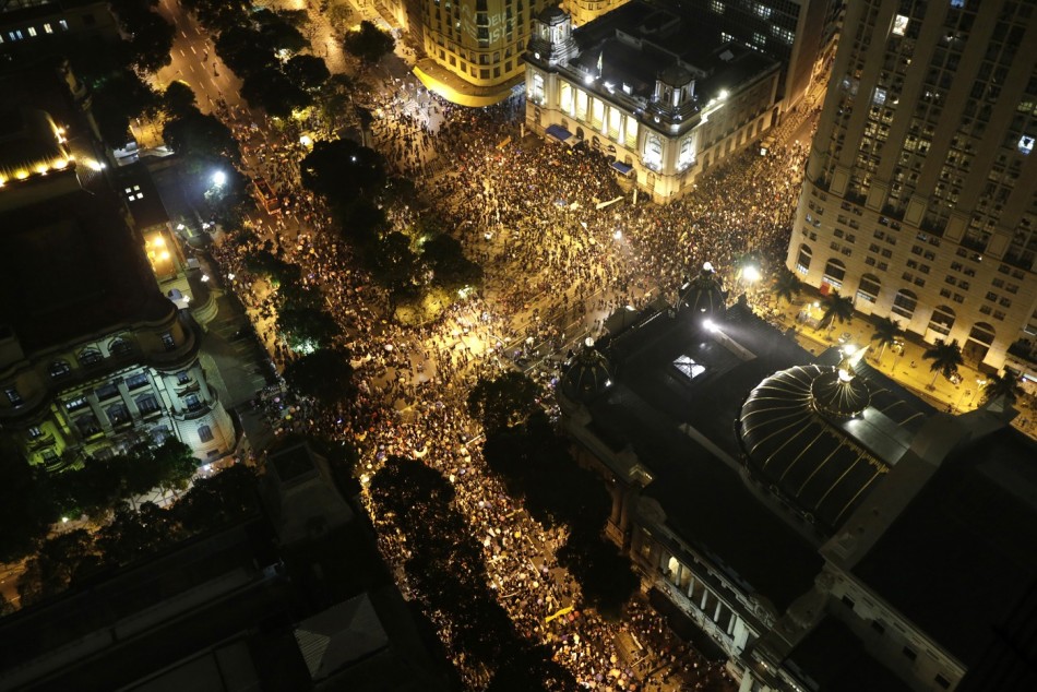 Teachers strike Rio de Janeiro