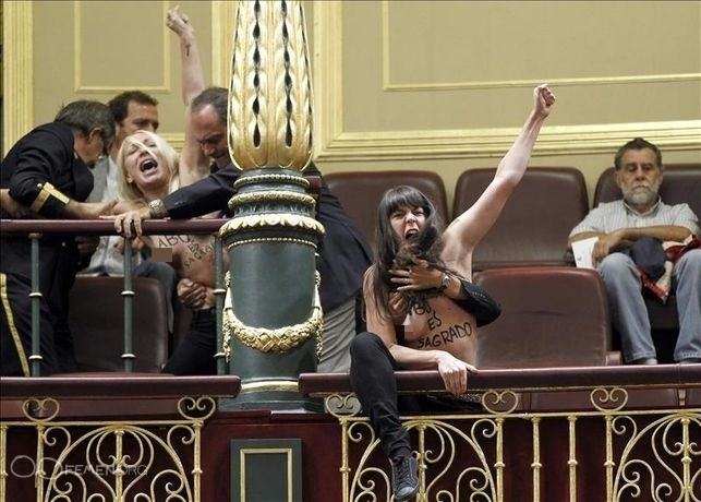 Femen Topless Spanish parliament