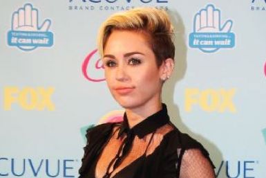 Pop star Miley Cyrus is set to perform at the American Music Awards (AMA's) 2013 will take place on Sunday, 24 November. (Reuters)