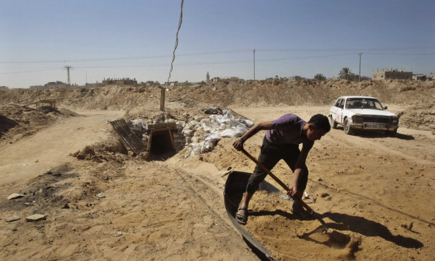 Israel discovers large terror tunnel connecting Gaza Israel discovers large terror tunnel connecting Gaza