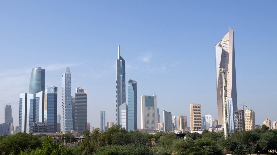 Kuwait to Rebound This Year but Dinar Still has More Risks on Downside