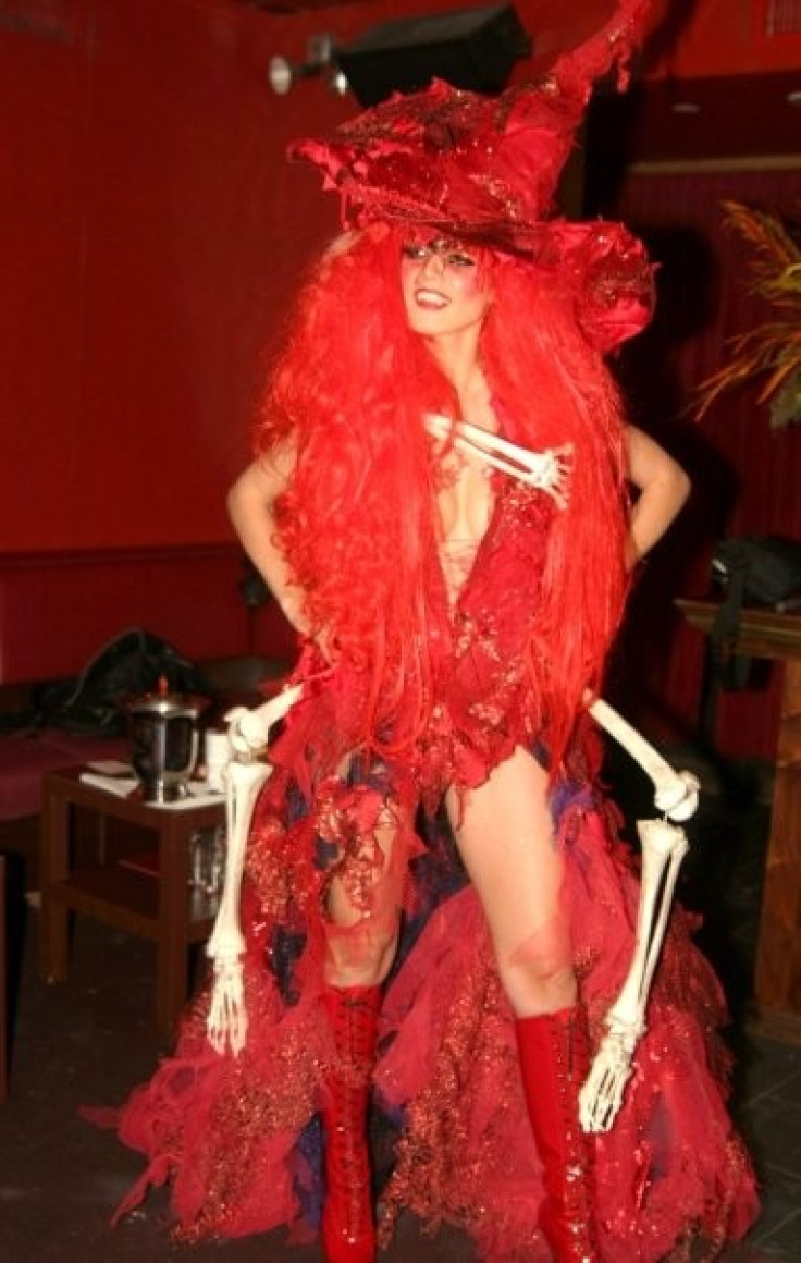 Red Witch in 2004. NYC [Facebook/HeidiKlum]