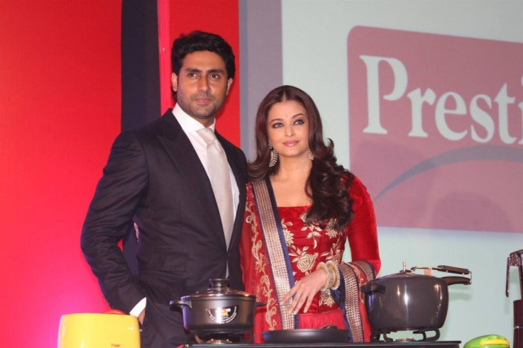 Aishwarya Rai Bachchan and Abhishek Bachchan To Host AmFAR Fundraiser /Facebook