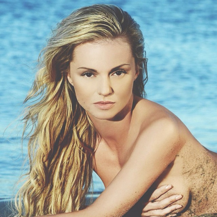 'Strictly Come Dancing' Star Ola Jordan Looks Sizzling Hot In Bikini Pictures In Her 2014 Calender [SEE PHOTOS]