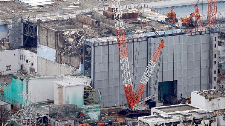 Stricken Fukushima Power Plant Shaken by New Quake and Tsunami | IBTimes UK