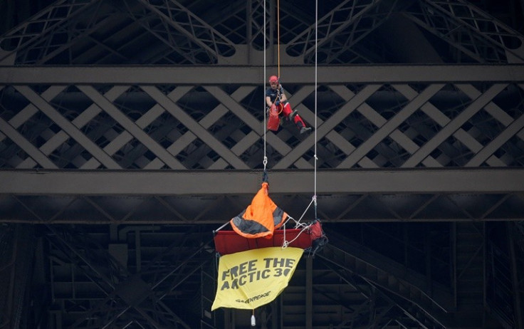 Greenpeace Eiffel Tower protest
