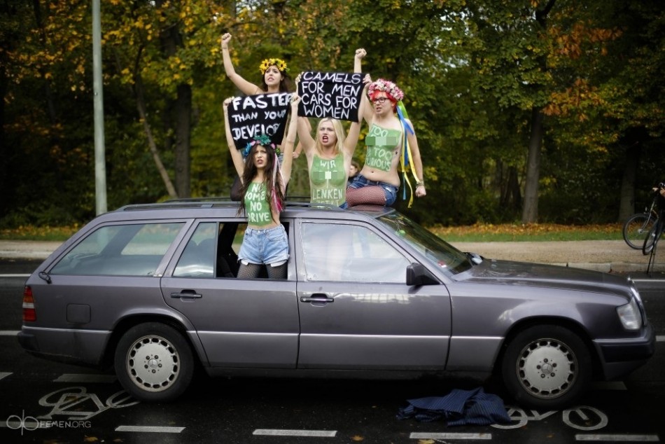 Femen topless Saudi Arabia