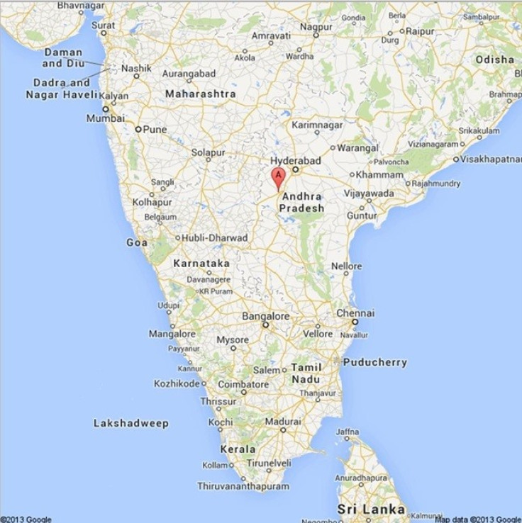 India bus accident kills dozens