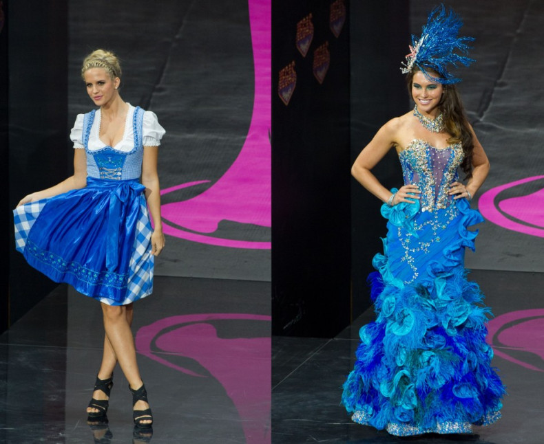 Vision in blue: Doris Hofmann, Miss Universe Austria 2013 (L) and Olivia Wells, Miss Universe Australia 2013. (Photo: MIss Universe Organization L.P., LLLP)