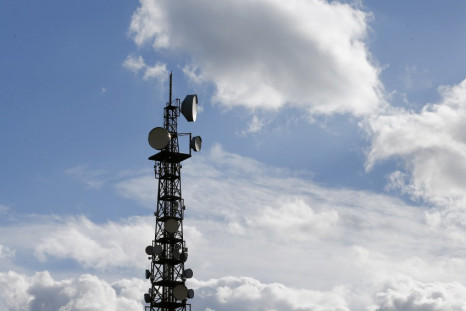 Mobile network antenna