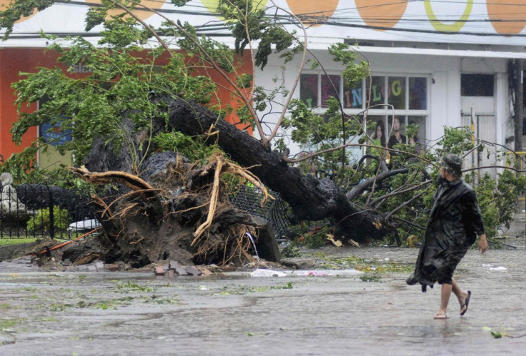 Typhoon Yolanda Landfall: President Orders Search and Rescue Measures