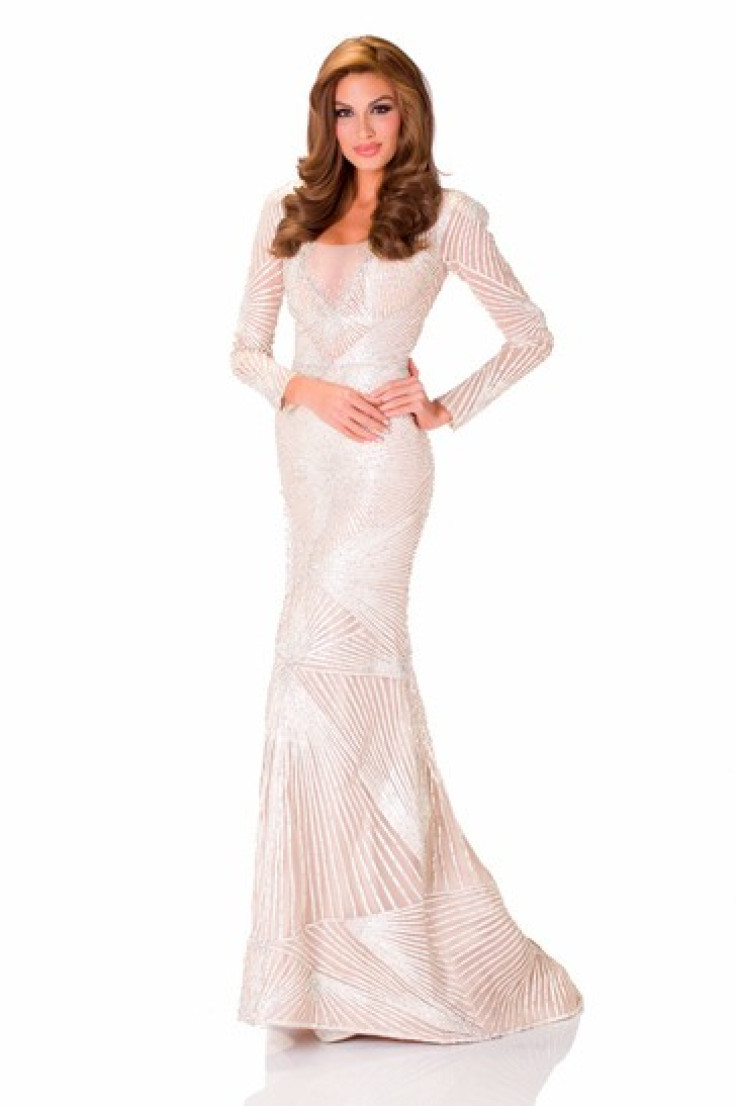 Clad in a stunning sequinned evening gown, Isler was the cynosure of all eyes[MissUniverse.com]