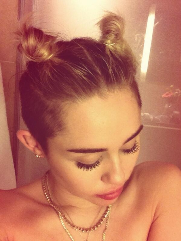 Miley Cyrus posted a selfie before her MTV EMA performance