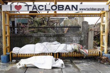 Decaying dead bodies spark fears of epidemic in Philippines