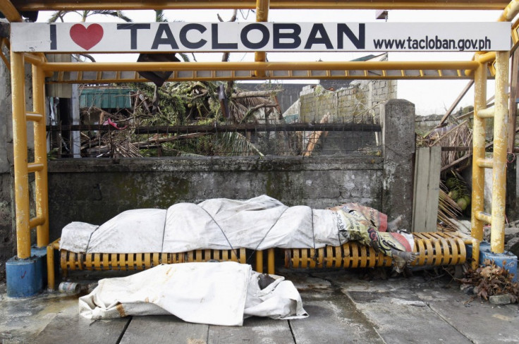 Decaying dead bodies spark fears of epidemic in Philippines