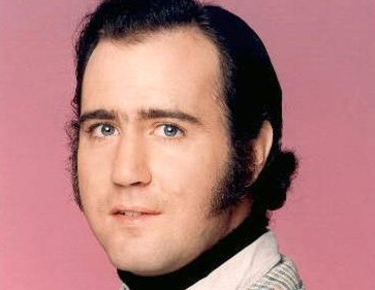 Andy Kaufman officially died from lung cancer in 1984 (Paramount)