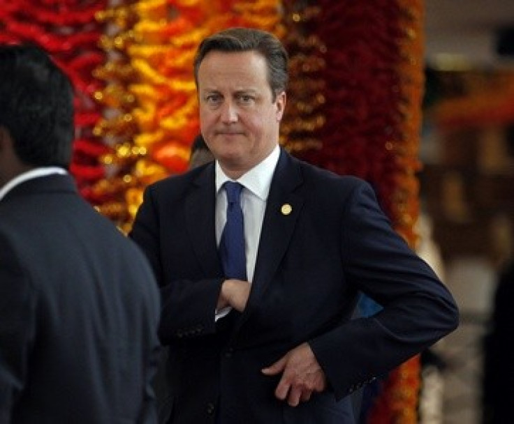 David Cameron arrives in Sri Lanka