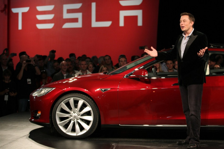Tesla Model S / Elon Musk Tesla Model S / Elon Musk