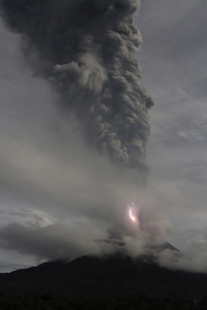 Indonesia: Mount Sinabung Records Biggest Ever Volcanic Eruption ...